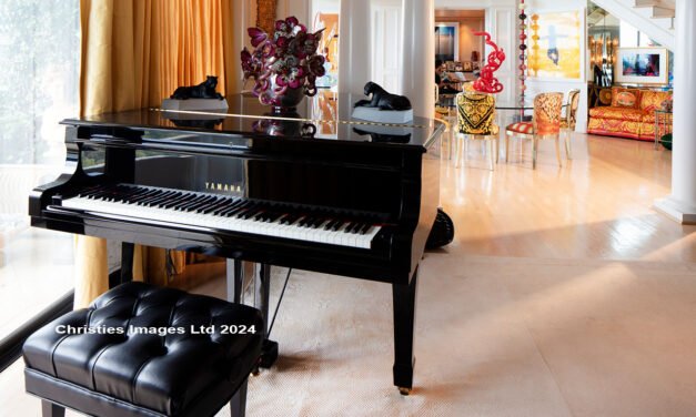 Elton blog #62 – Get a room!