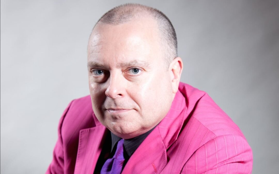 Wayne’s world of puppets