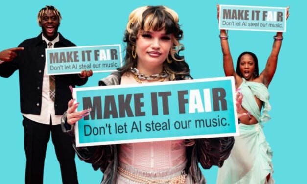 Elton Accepts Award, attacks UK Government’s copyright plans