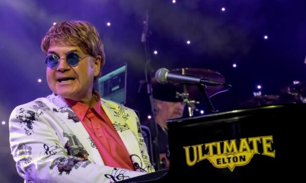 PREVIEW – BIRTHDAY SPECIAL: Paul Bacon & Neil Barrett | ENCORE!